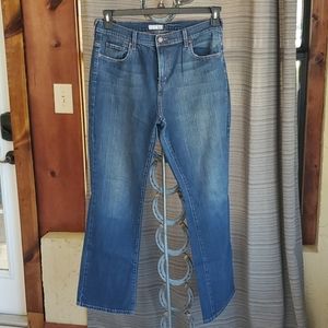 Levi jeans. Smoke free home